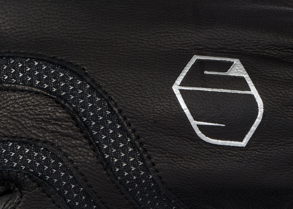 W-Skin-Noir-02-1024x732