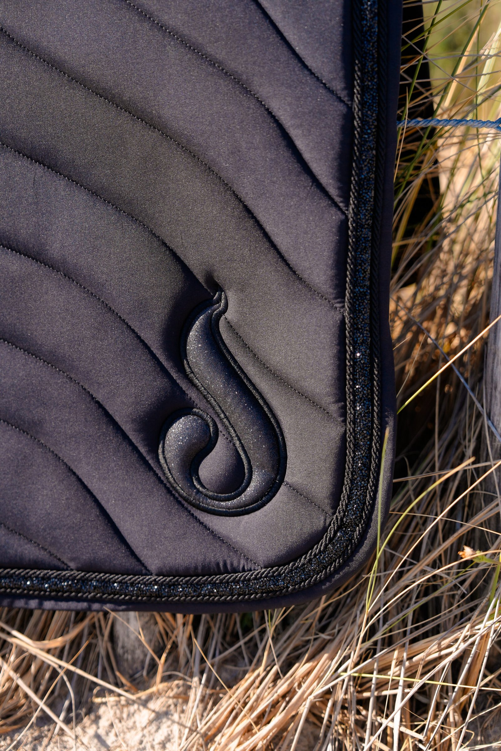 LE SABOTIER - Tapis HOSSEGOR Noir – Image 2